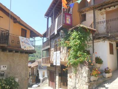 Sierra de Francia: naturaleza que inspira; actividades de campamentos de verano montar a caballo en 
